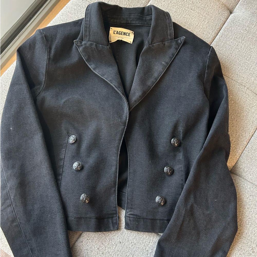 Trendy L'AGENCE women's black denim cropped blazer